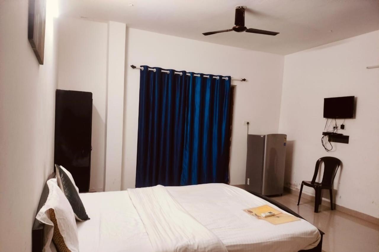 Hotel Explorer Calangute Zewnętrze zdjęcie