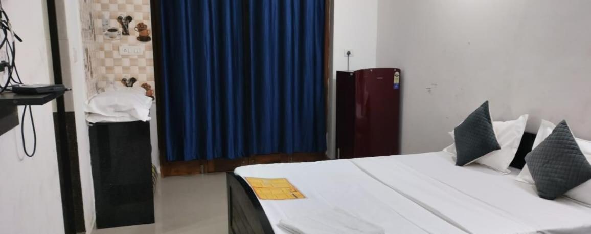 Hotel Explorer Calangute Zewnętrze zdjęcie